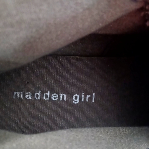 Madden Girl Winonna Platform Sneakers. Size 9.5 - Picture 6 of 7